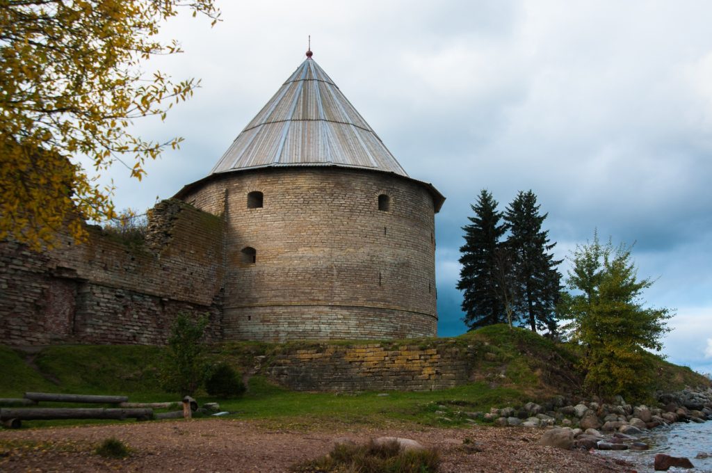 Крепости ленинградской области фото