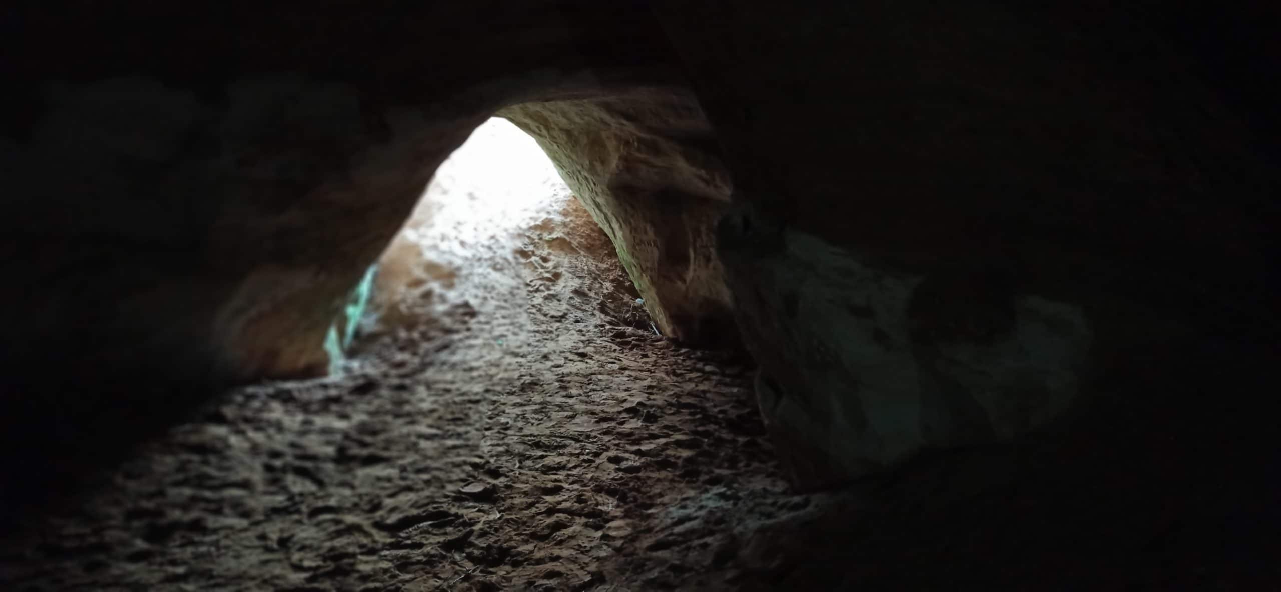Вокруг Луги: Борщовские (Оредежские) пещеры