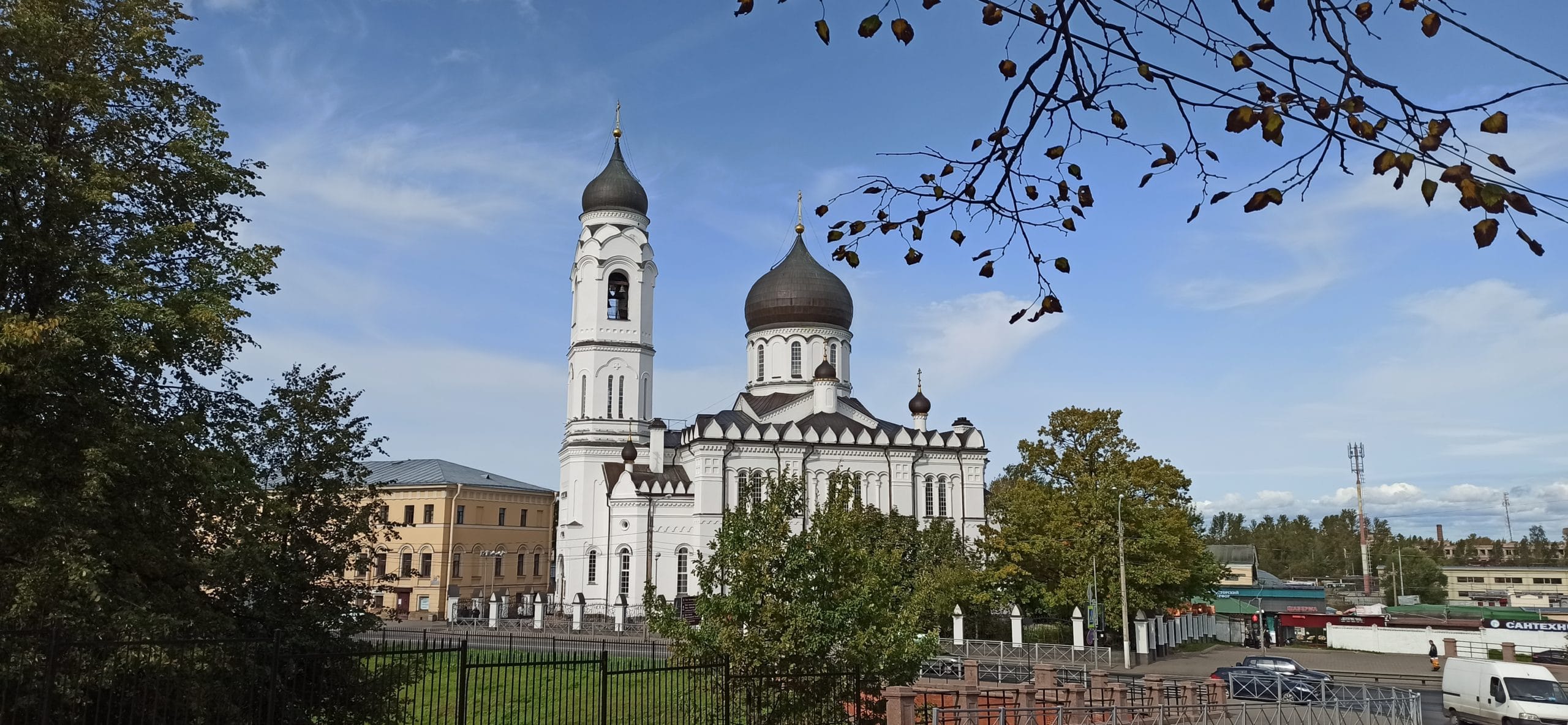 Ломоносов, он же Ораниенбаум — ТАМ! на берегу Финского залива