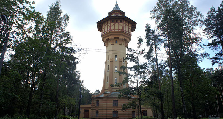 Водонапорные башни Петербурга