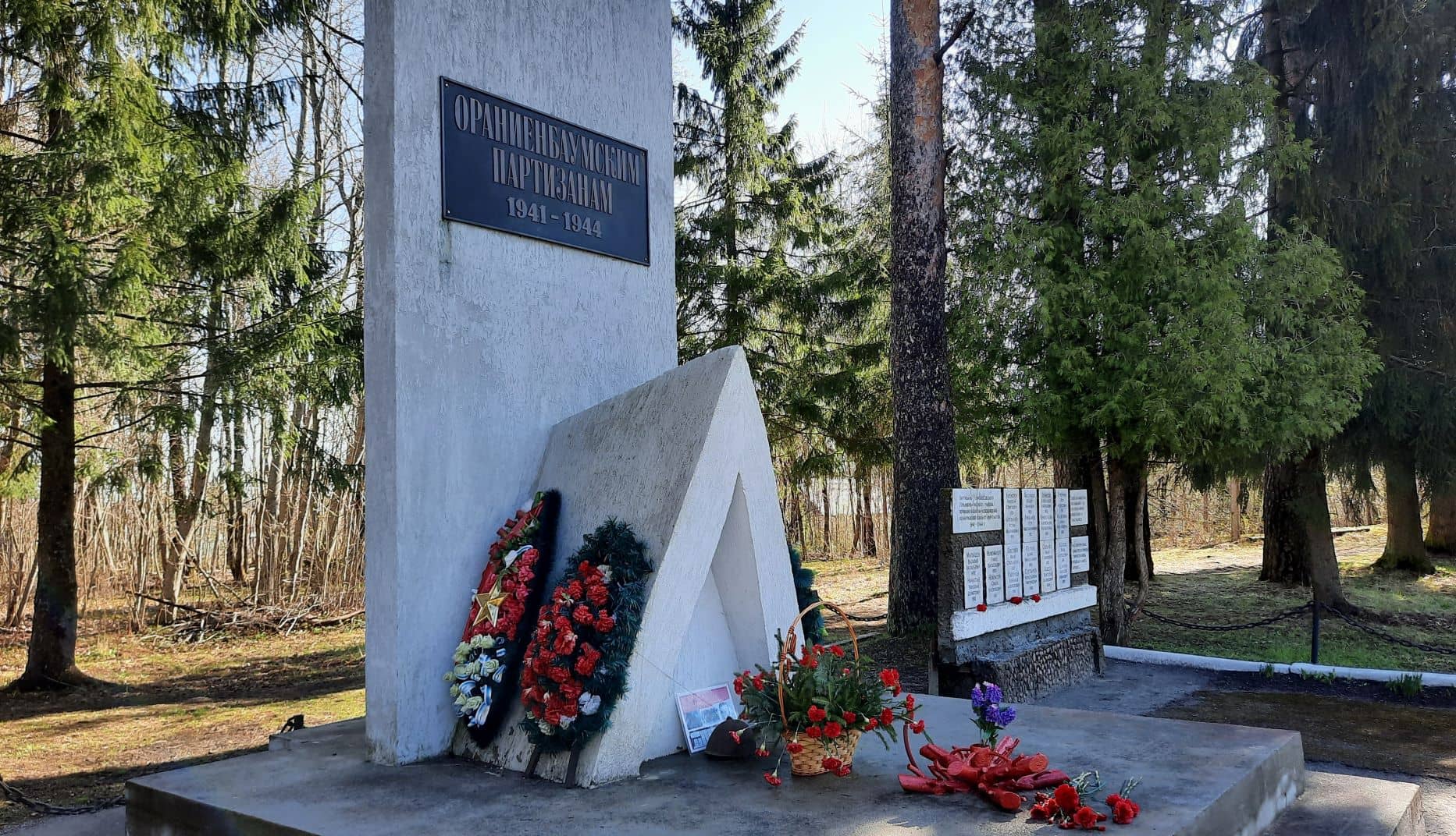 мемориал Шалаш Великая Отечественная война Лопухинка